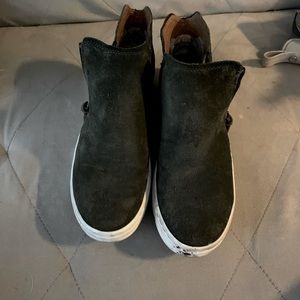 Sofft High Top Sneaker